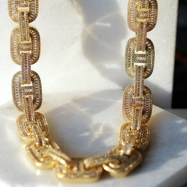 ICY GOLD G-LINK CHAIN NECKLACE